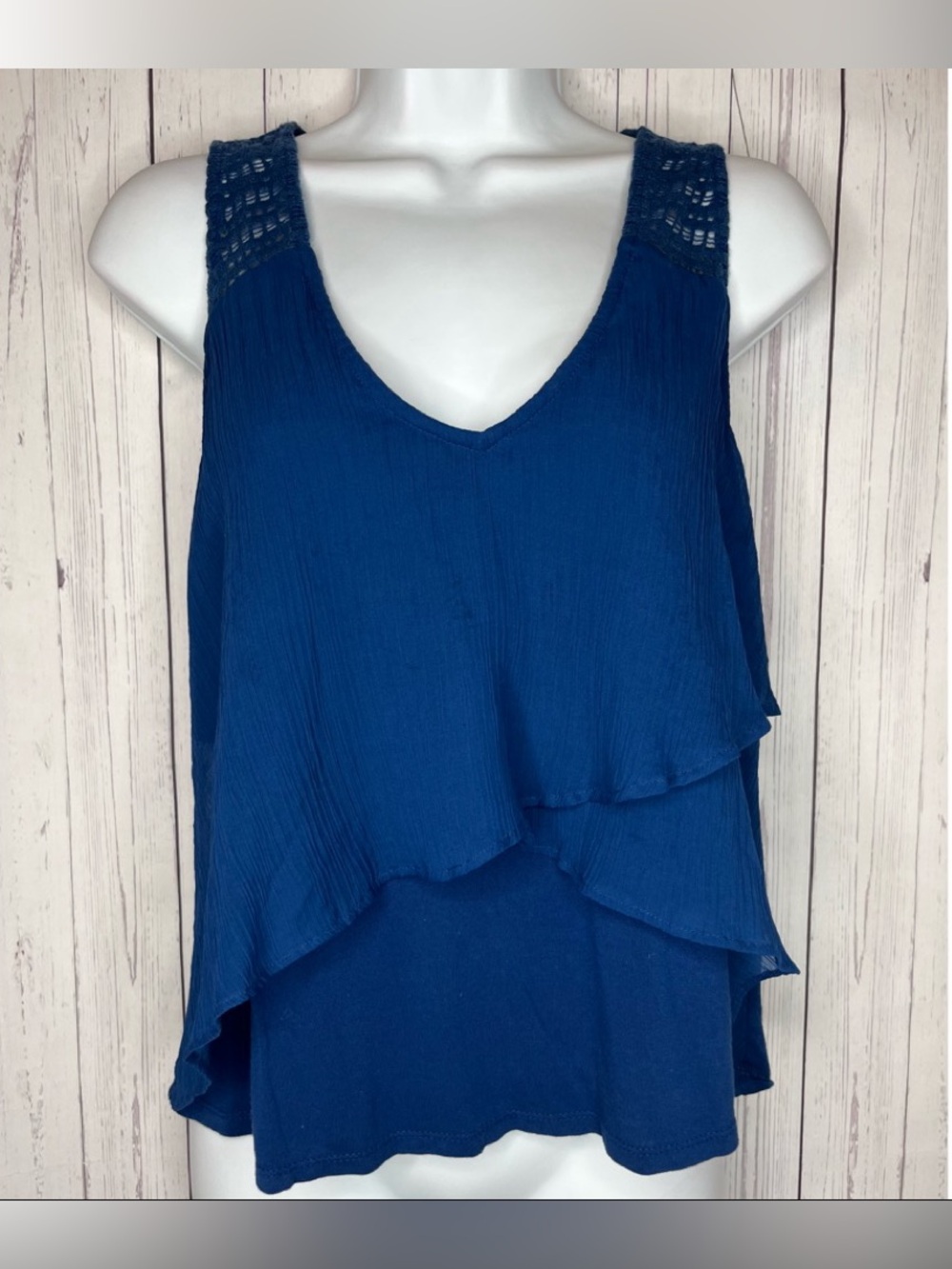 Jessica Simpson Women’s Size Medium Blue Tank Top Layered Summer Casual